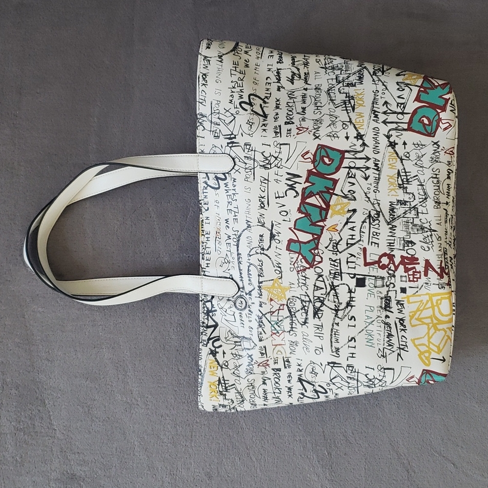 DKNY Graffiti White w/Black Words Shoulder/Tote Bag